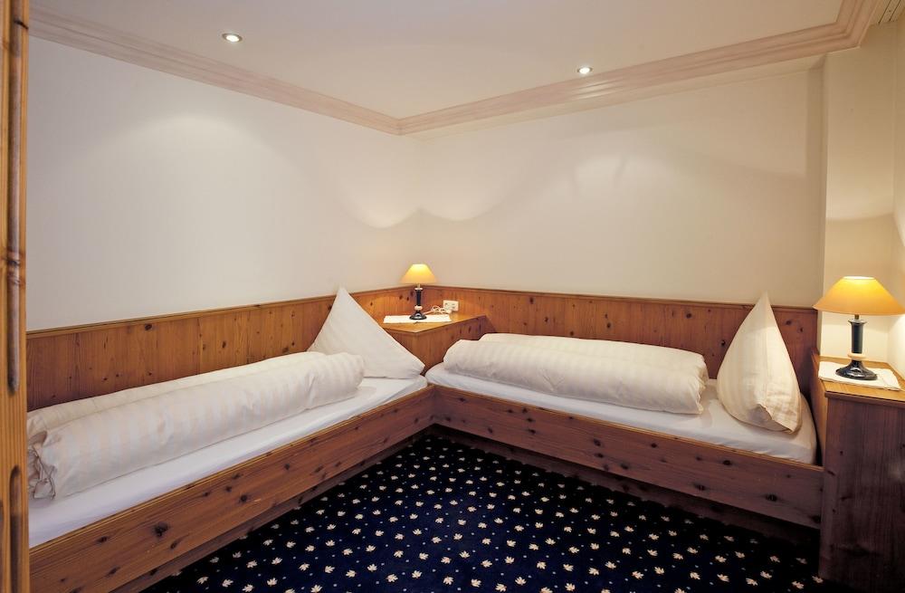 Hit The Sky Hotel Sankt Christoph Am Arlberg Exterior photo